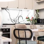 Aparthotel Polpo & Bistro 3*