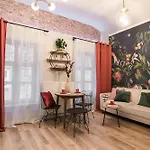 아파트호텔 Polpo & Bistro 3*