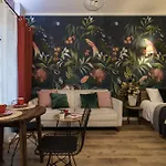 アパートホテル Polpo & Bistro 3*