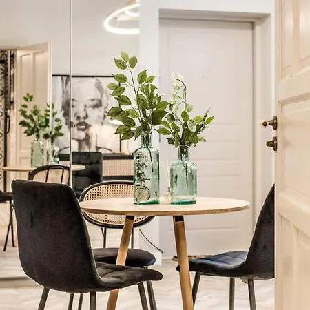 Polpo Aparthotel & Bistro Lodz