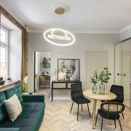 Polpo Aparthotel & Bistro