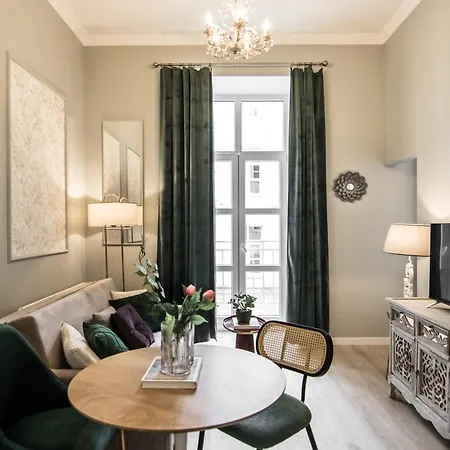 Polpo & Bistro Апарт-готель Лодзь