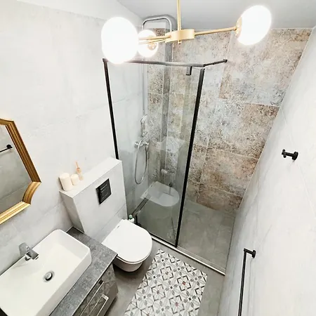 Polpo Aparthotel & Bistro 4* Lodz